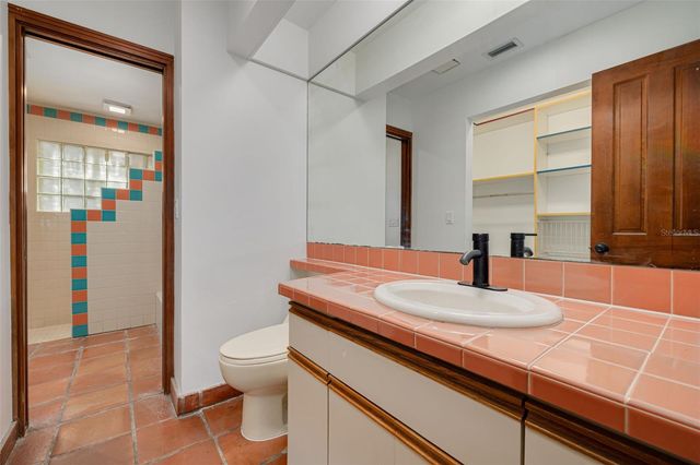 201 BLANCA AVENUE, Tampa, FL 33606