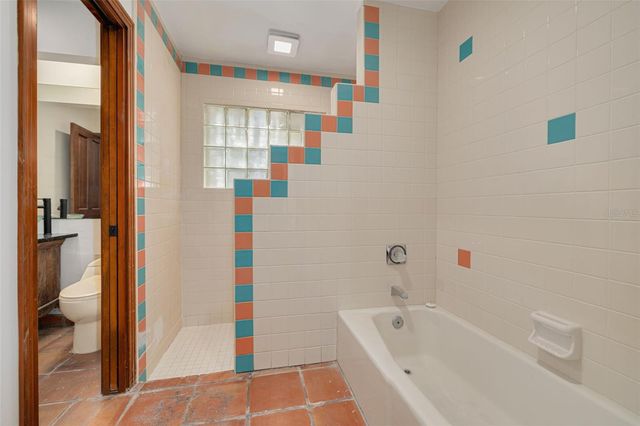 201 BLANCA AVENUE, Tampa, FL 33606