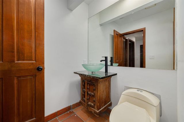 201 BLANCA AVENUE, Tampa, FL 33606