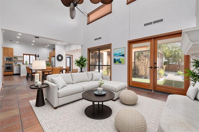 201 BLANCA AVENUE, Tampa, FL 33606