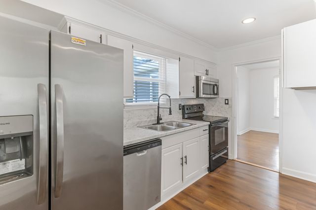 403 E Shore Drive, Spartanburg, SC 29302