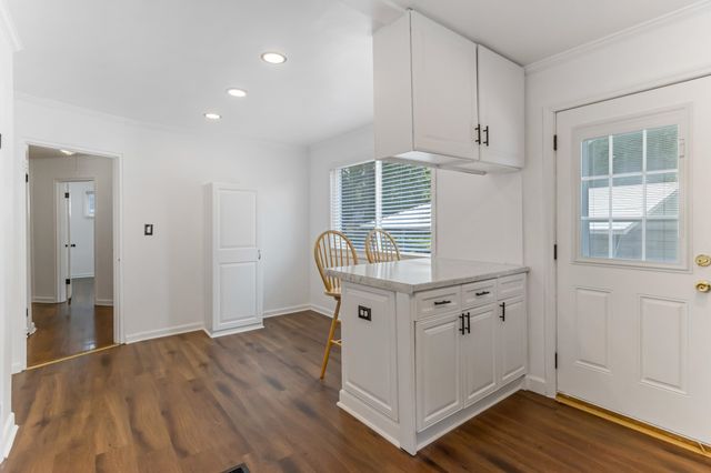 403 E Shore Drive, Spartanburg, SC 29302