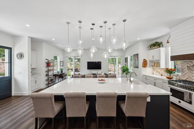 2865 Bristol Rd, Kenwood, CA 95452