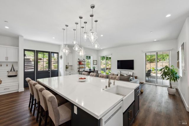 2865 Bristol Rd, Kenwood, CA 95452