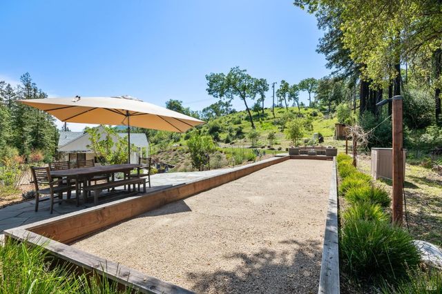 2865 Bristol Rd, Kenwood, CA 95452