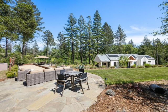 2865 Bristol Rd, Kenwood, CA 95452