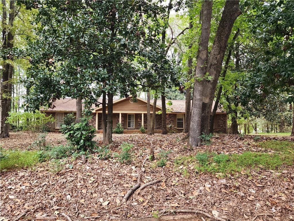 2881 Glenhaven SW Court, Conyers, GA 30094