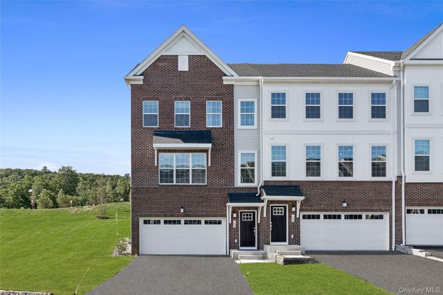 154 Pine Ridge Road, Tuxedo Park, NY 10987