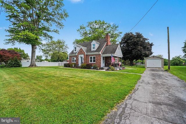 118 E QUEEN ST, Jonestown, PA 17038