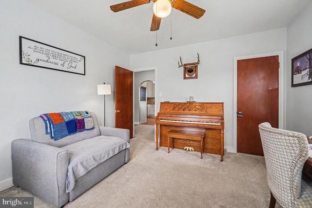 118 E QUEEN ST, Jonestown, PA 17038