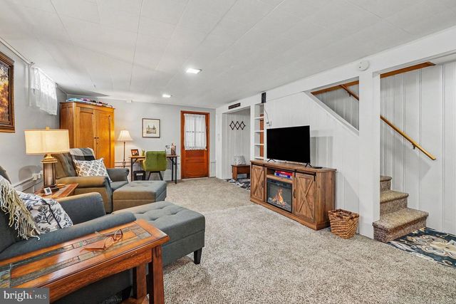 118 E QUEEN ST, Jonestown, PA 17038