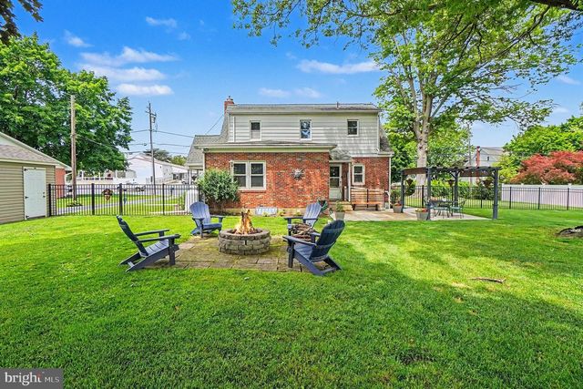 118 E QUEEN ST, Jonestown, PA 17038