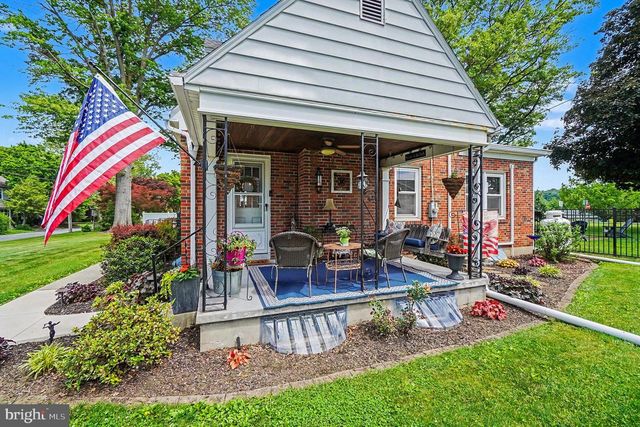 118 E QUEEN ST, Jonestown, PA 17038