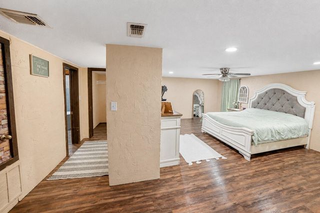 134 Briargrove Street, Crockett, TX 75835