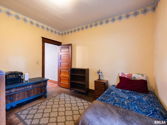 1401 CAROLINE Street, Pekin, IL 61554