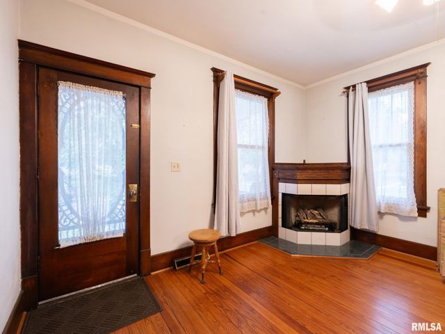1401 CAROLINE Street, Pekin, IL 61554