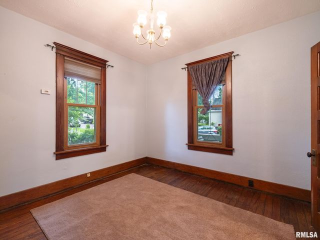 1401 CAROLINE Street, Pekin, IL 61554
