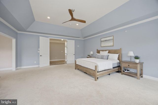 1050 HATCHES MILL DR, Media, PA 19063