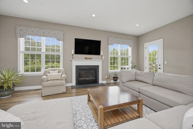 1050 HATCHES MILL DR, Media, PA 19063
