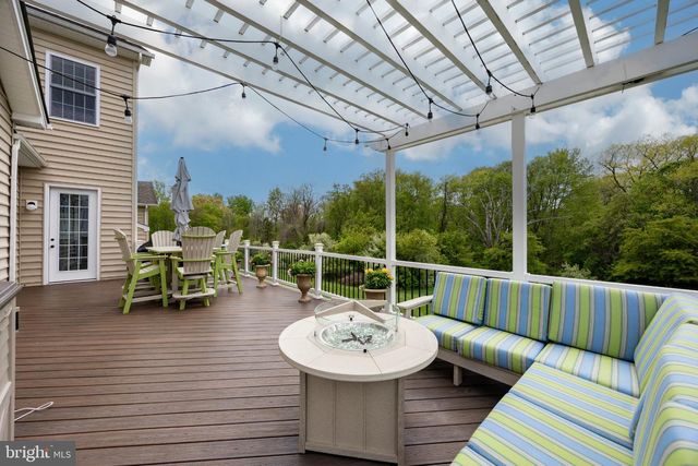 1050 HATCHES MILL DR, Media, PA 19063
