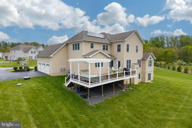 1050 HATCHES MILL DR, Media, PA 19063