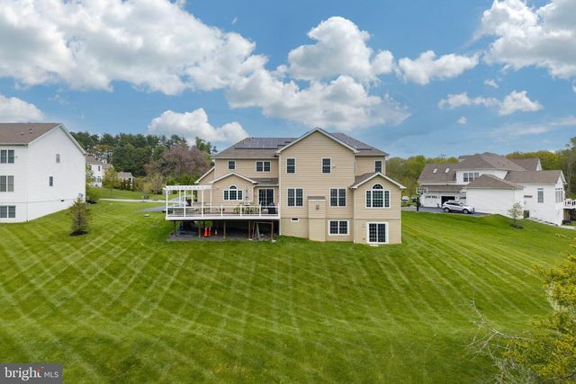 1050 HATCHES MILL DR, Media, PA 19063
