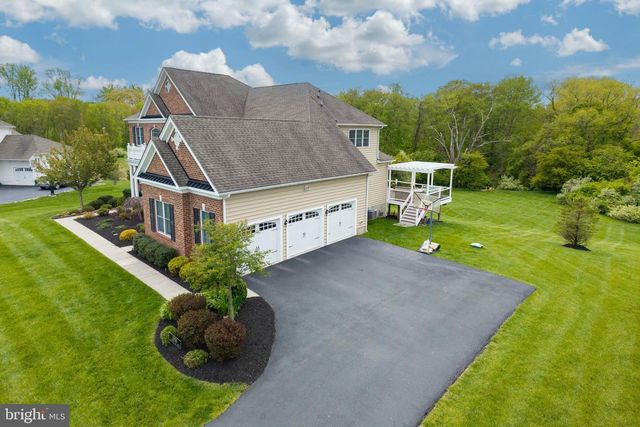 1050 HATCHES MILL DR, Media, PA 19063