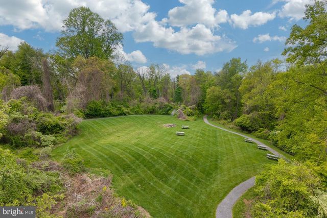 1050 HATCHES MILL DR, Media, PA 19063