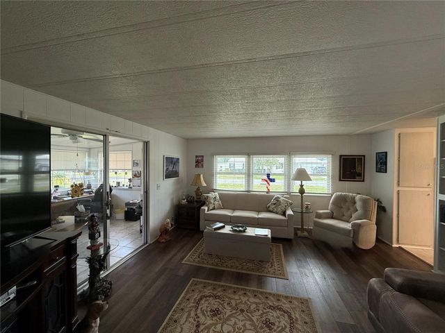 21 S BOBWHITE ROAD, Wildwood, FL 34785