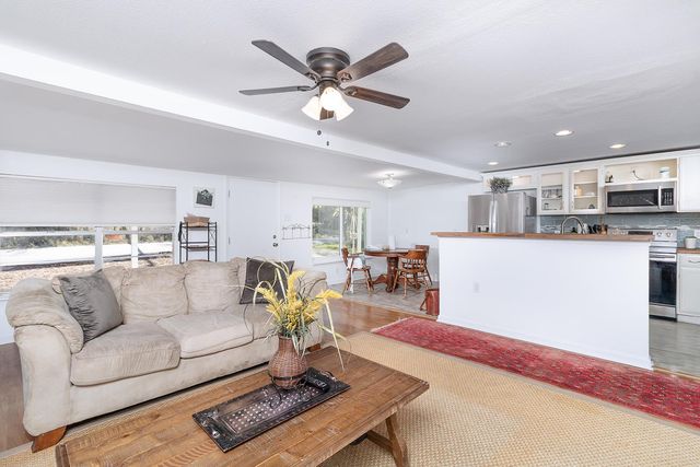 1517 Hill Way DR, Granite Shoals, TX 78654