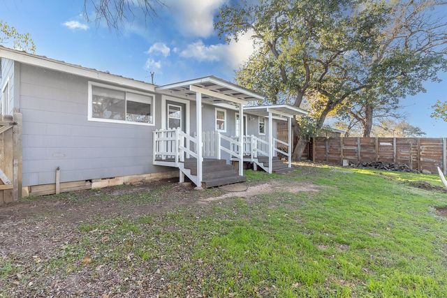 1517 Hill Way DR, Granite Shoals, TX 78654