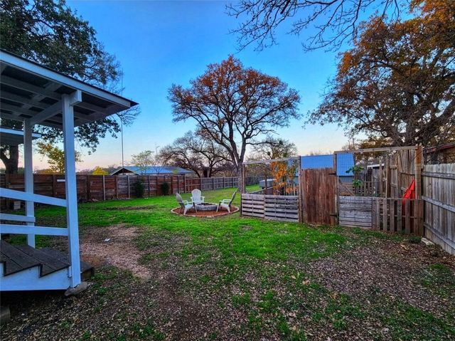 1517 Hill Way DR, Granite Shoals, TX 78654