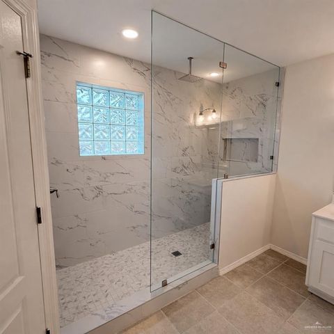 701 E Cheyenne Avenue, Pharr, TX 78577