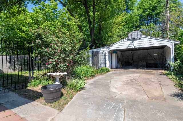 850 N WILLETT CIR, Memphis, TN 38107