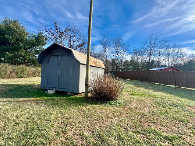 45 Frank Heock Road, Crab Orchard, KY 40419