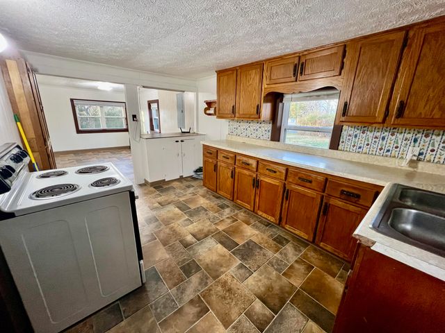 45 Frank Heock Road, Crab Orchard, KY 40419