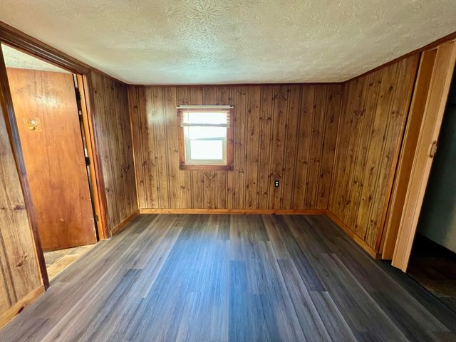 45 Frank Heock Road, Crab Orchard, KY 40419