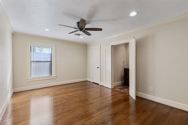 2304 Yucca Avenue, Fort Worth, TX 76111
