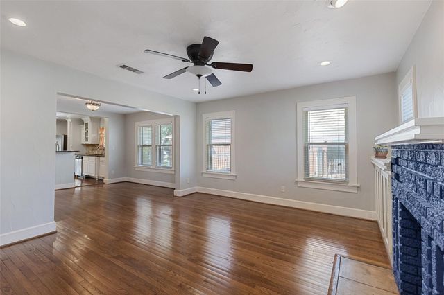 2304 Yucca Avenue, Fort Worth, TX 76111