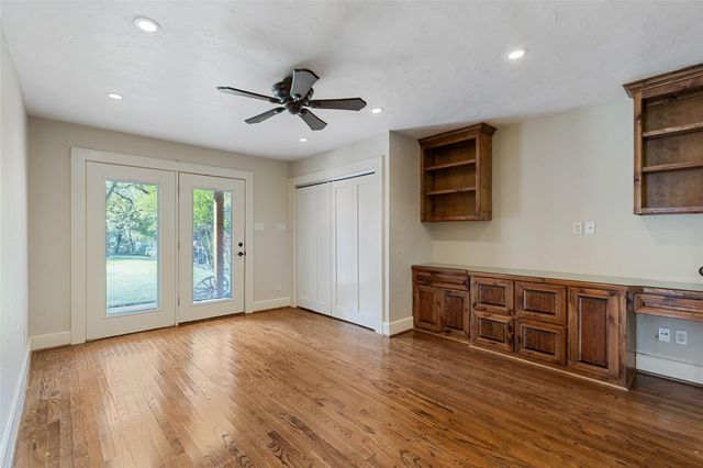 2304 Yucca Avenue, Fort Worth, TX 76111