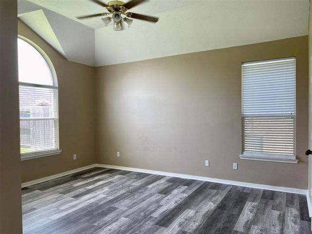 5124 Arborwood Drive, League City, TX 77573