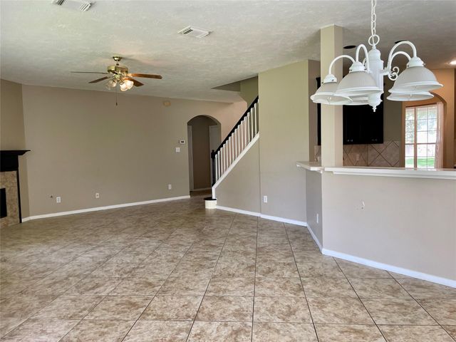 5124 Arborwood Drive, League City, TX 77573