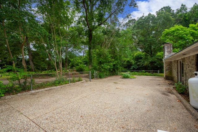 26161 E Holly Lane, Splendora, TX 77372