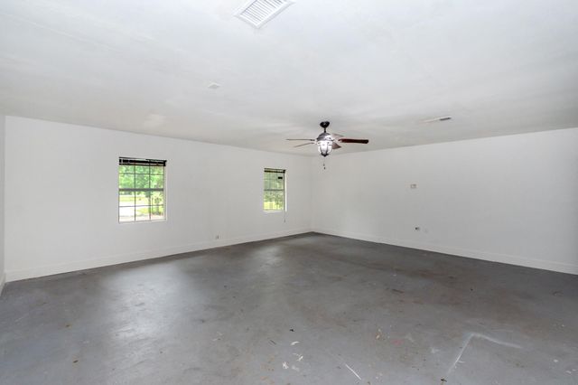 26161 E Holly Lane, Splendora, TX 77372