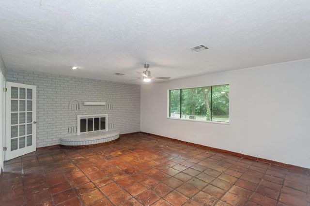 26161 E Holly Lane, Splendora, TX 77372