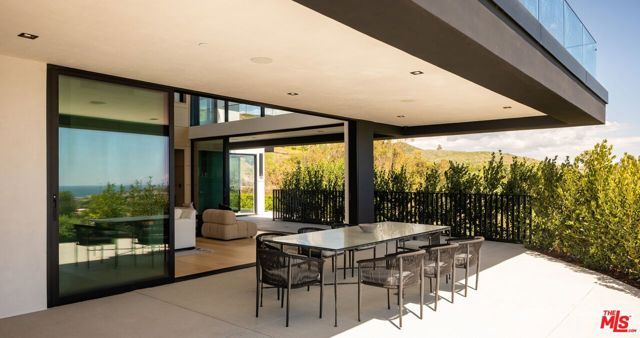 29800 Cuthbert Road, Malibu, CA 90265