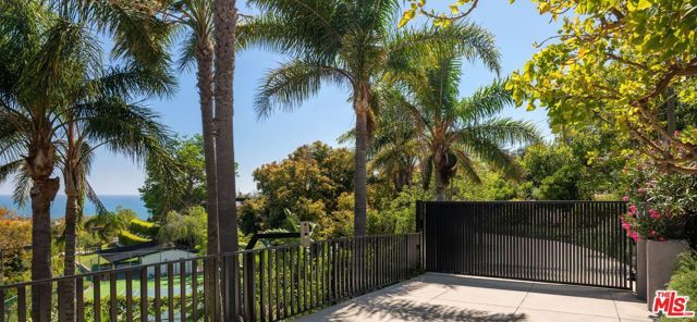 29800 Cuthbert Road, Malibu, CA 90265
