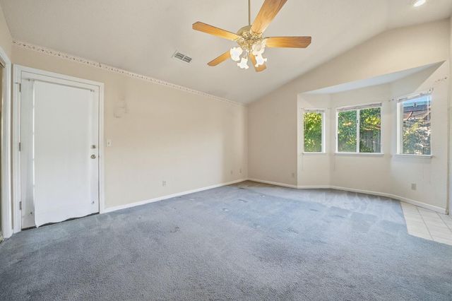 229 Sandpiper Dr, Galt, CA 95632