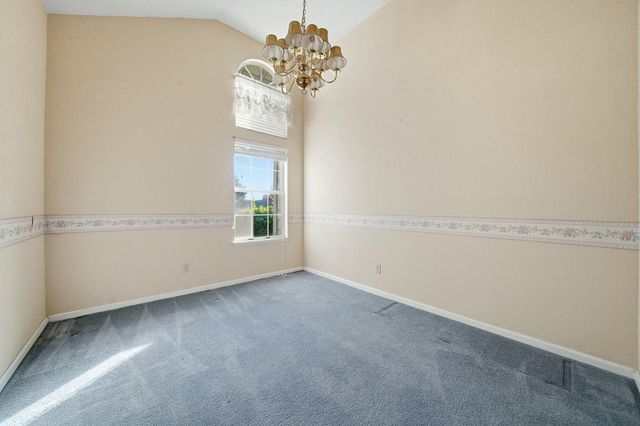 229 Sandpiper Dr, Galt, CA 95632