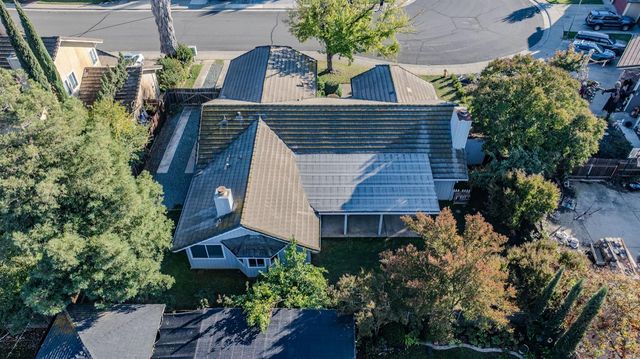 229 Sandpiper Dr, Galt, CA 95632